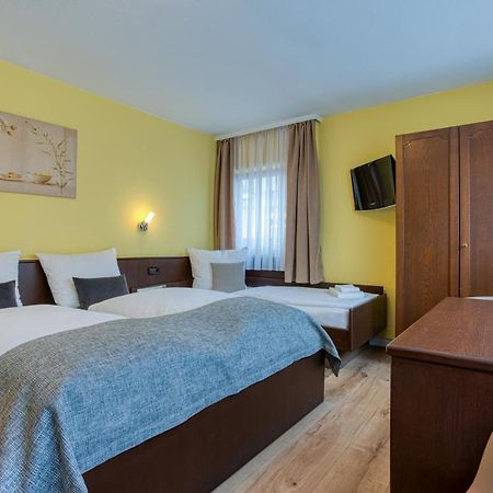 Hotel Wiesbadener Hof Штутгарт Экстерьер фото
