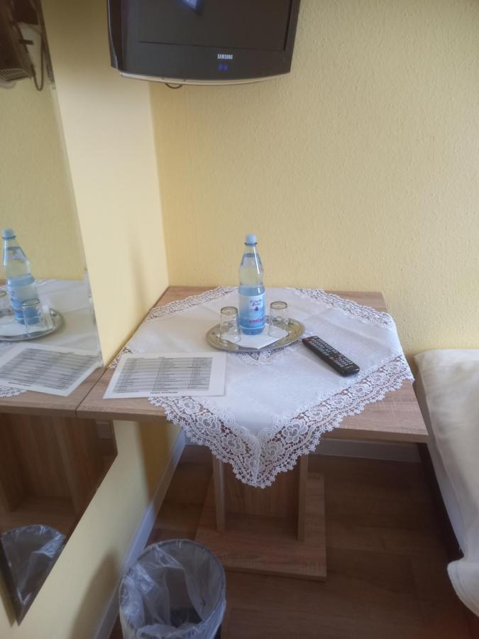 Hotel Wiesbadener Hof Штутгарт Экстерьер фото